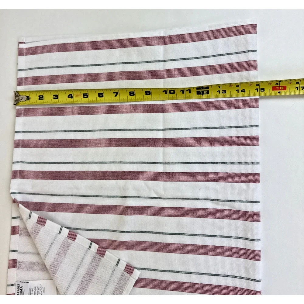 Lot 1 - Williams Sonoma Dishtowel 100% Cotton and 1 dishtowel unmarked